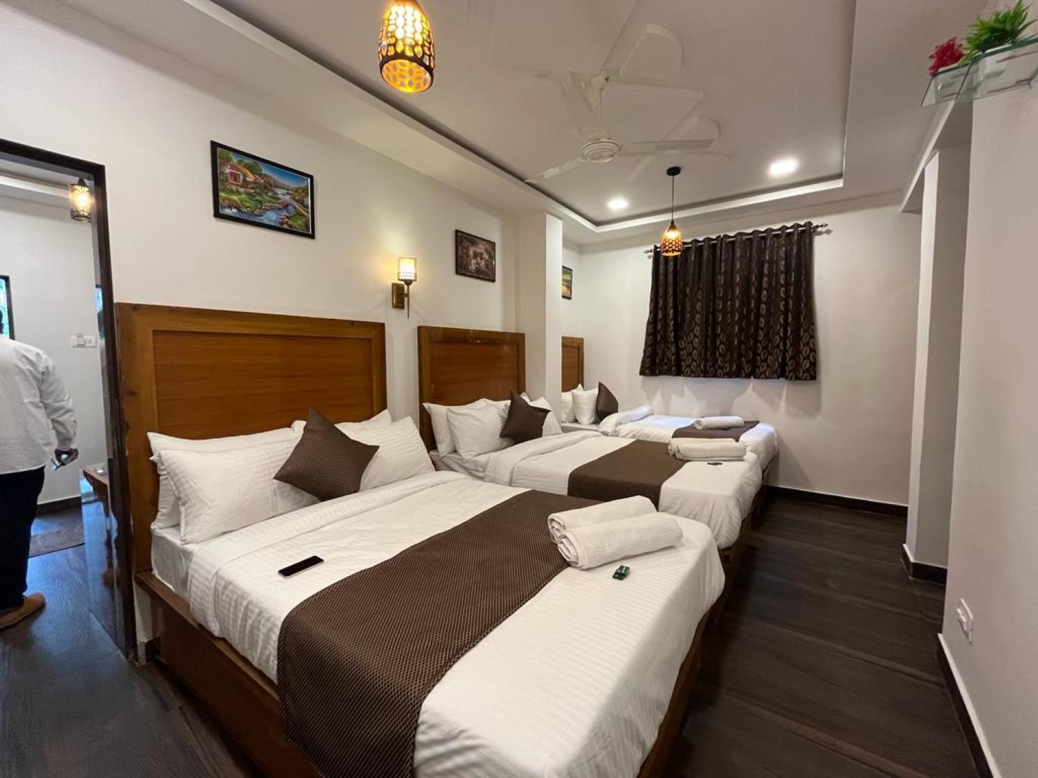 C P Cottage Mahābaleshwar Esterno foto