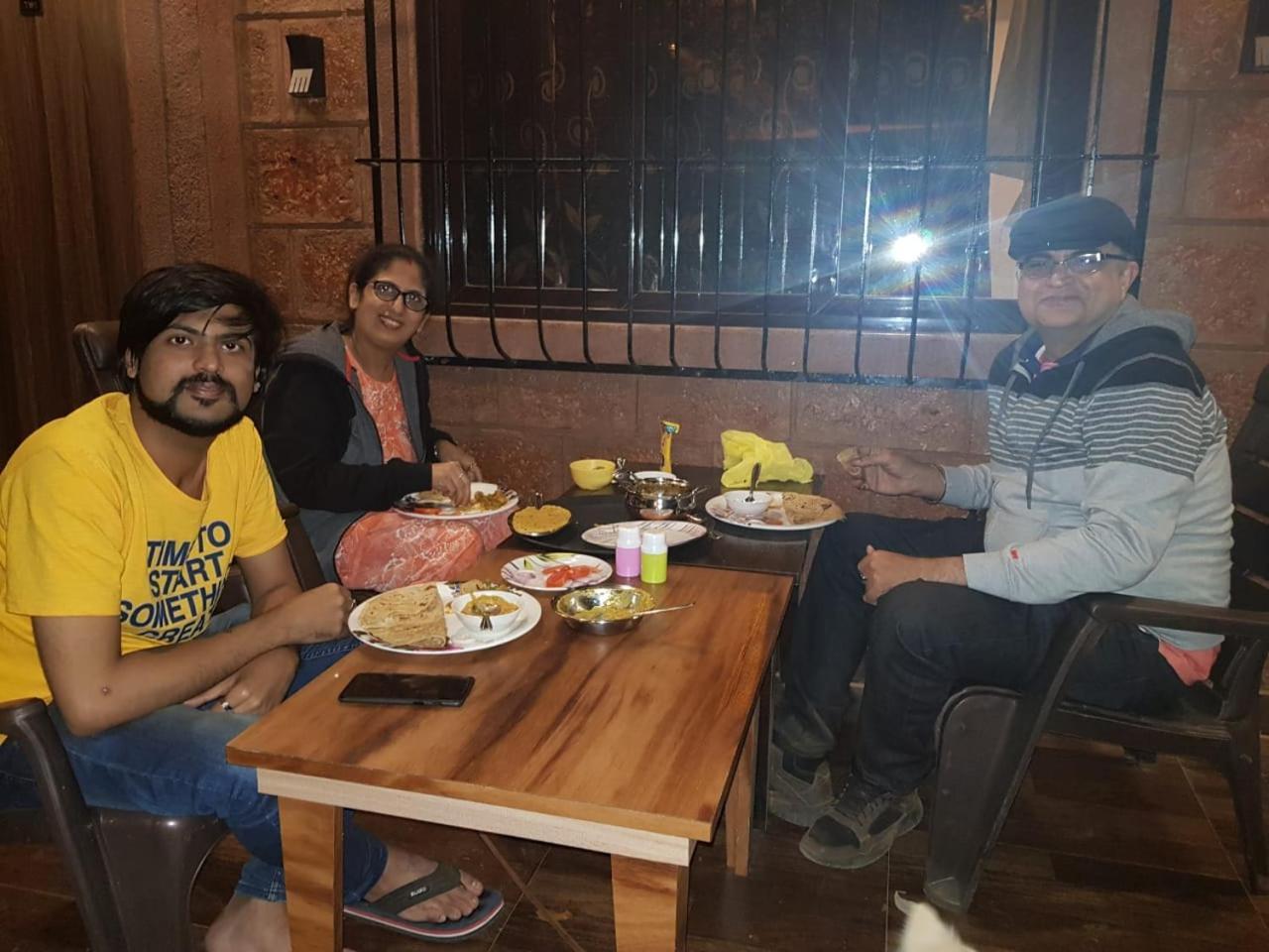 C P Cottage Mahābaleshwar Esterno foto